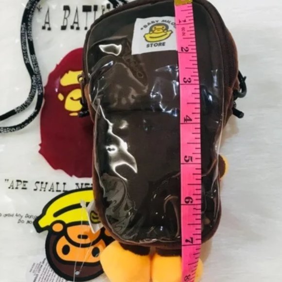 A Bathing Ape Baby Milo Banana Plush Mobile Phone Pouch Brown - Picture 5 of 6